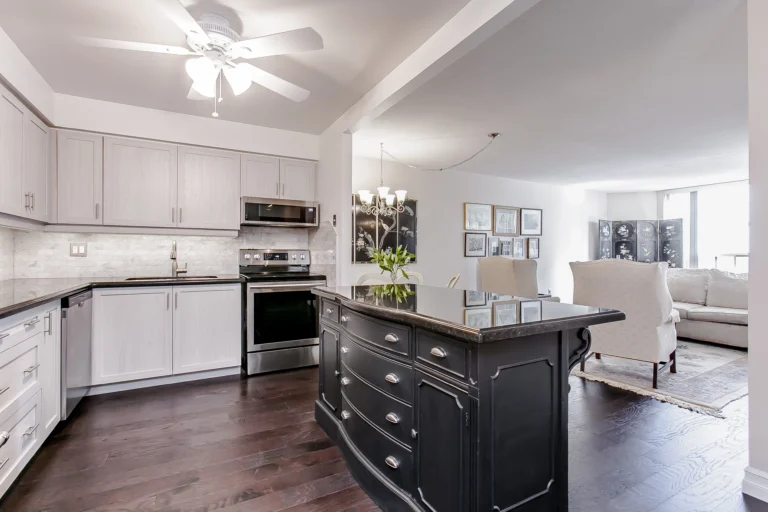 Cabinet Refacing 1 Cabinet Refacing and Refinishing- kitchentransformations.ca